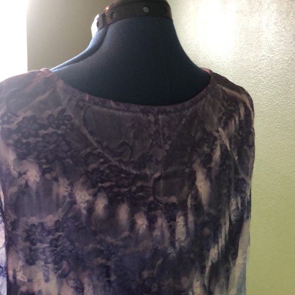 Cal style women’s blouse - Picture 6 of 8